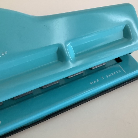 The Happy Planner Classic Discbound Punch - Picture 5 of 6